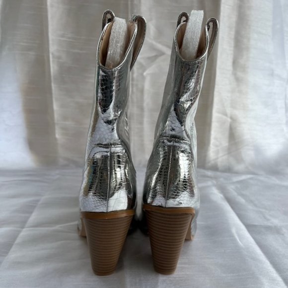 Cape Robbin Silver Snakeskin WESTERN BOOTS Stacked Heel BRAND NEW w/ BOX Size 10 - Picture 5 of 6